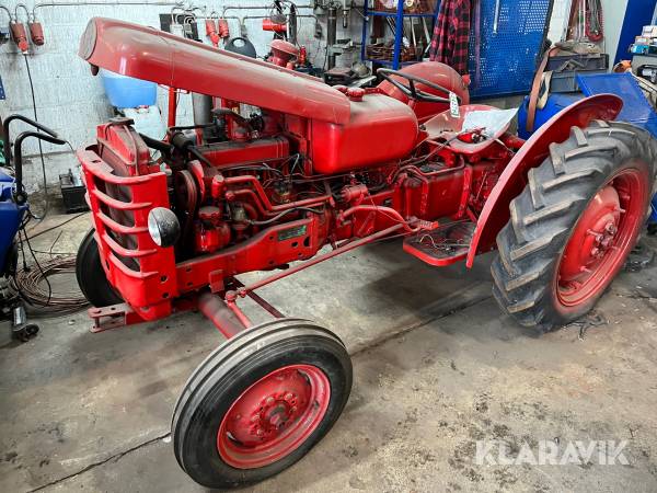 Veterantraktor Volvo BM 425