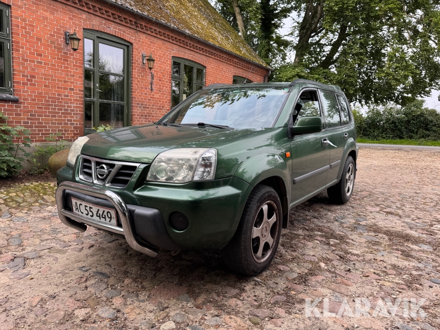 Bil Nissan X-TRAIL T30E