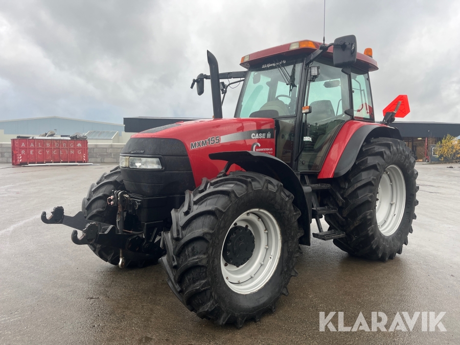 Traktor Case MXM155