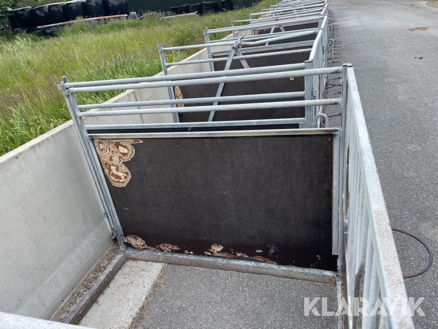 Kalvebokse 9 styk Fremtidens stald inventar
