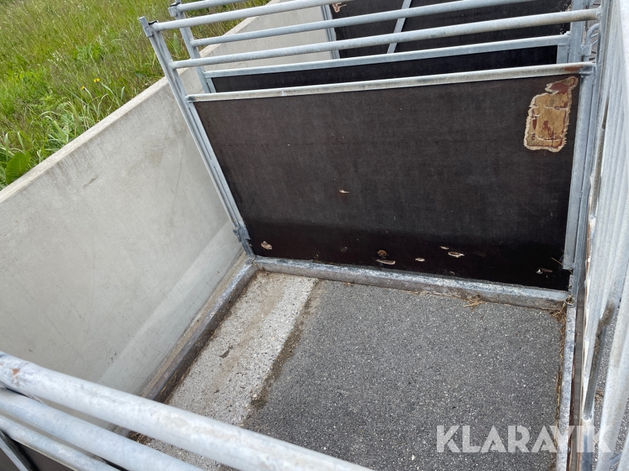 Kalvebokse 9 styk Fremtidens stald inventar