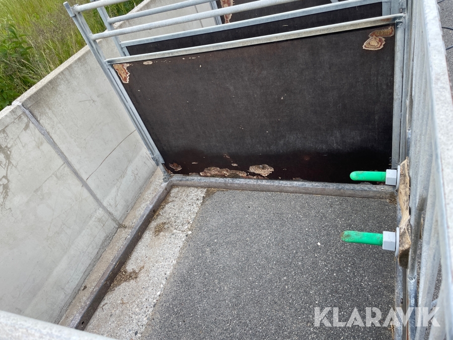 Kalvebokse 9 styk Fremtidens stald inventar