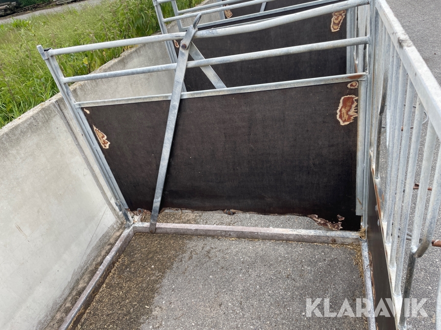 Kalvebokse 9 styk Fremtidens stald inventar