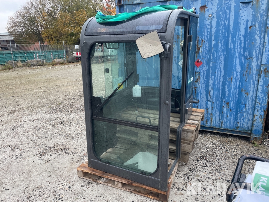 Førerhus til case gravemaskine