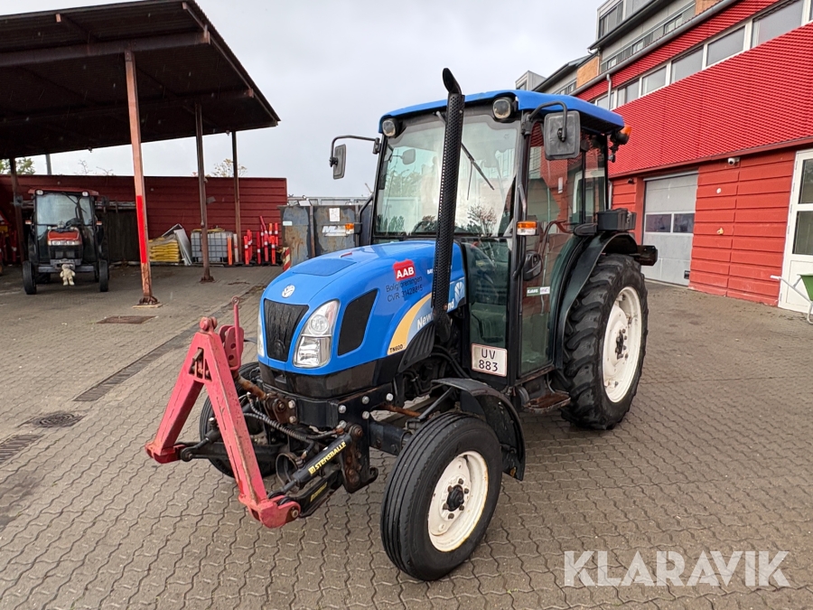 Traktor New Holland TN60DA