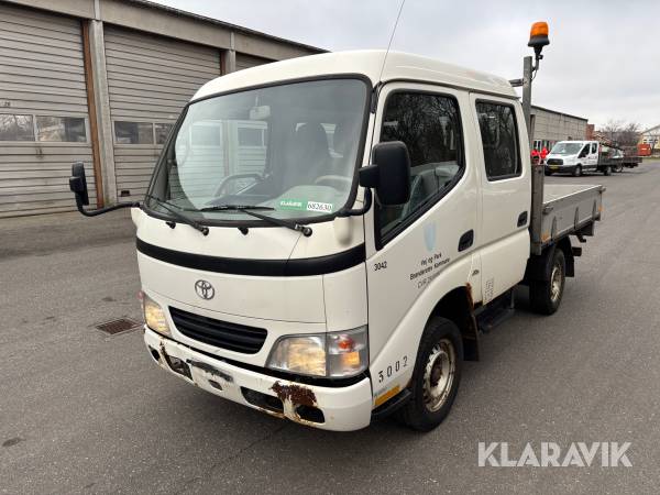 Mandskabsbil Toyota Syns 100