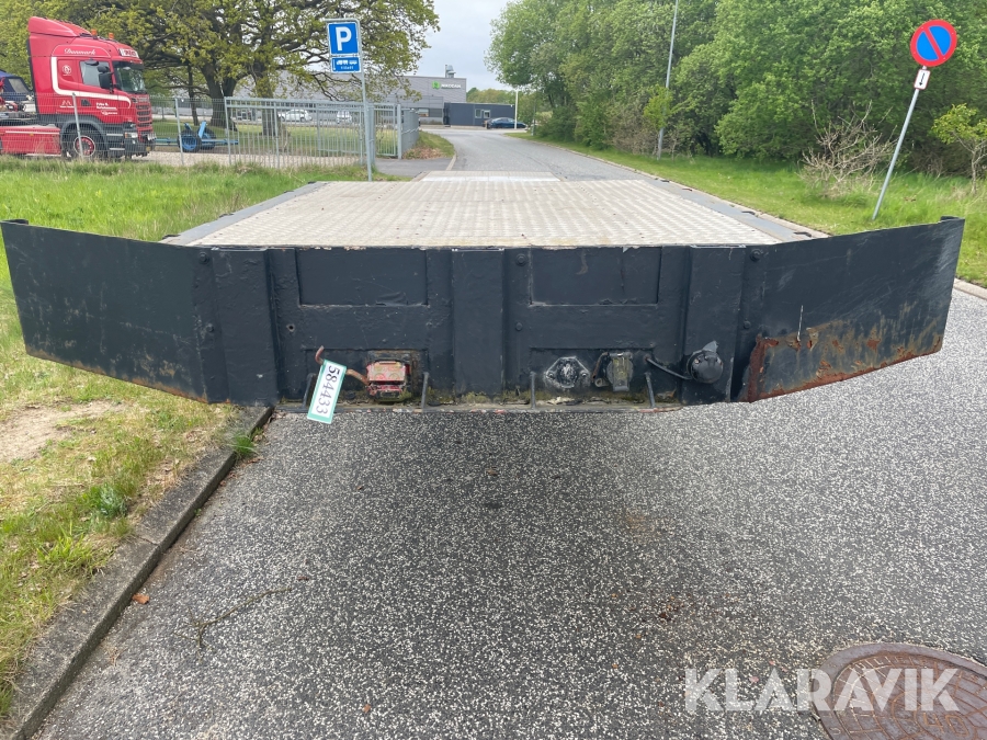 Anhænger Närko Semitrailer