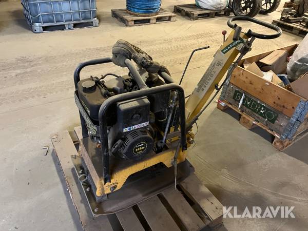 Pladevibrator Bernards RT220