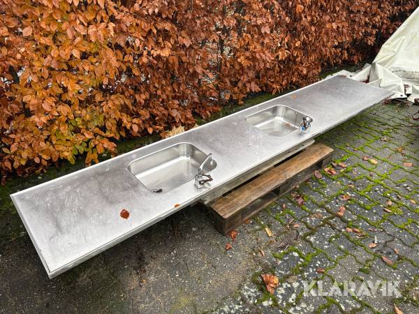 Bordplade med håndvaske