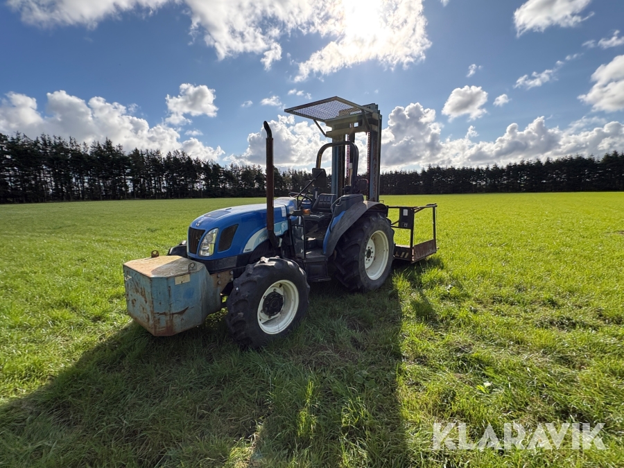 Traktor New Holland Tn60a med person lift tårn