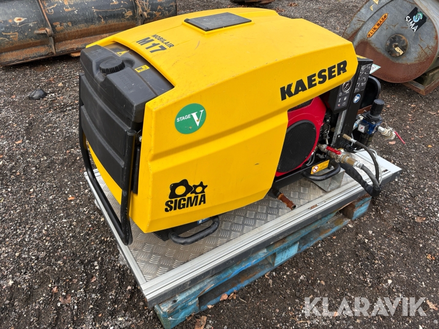 Mobil kompressor Kaeser M17 med udtræksplatform