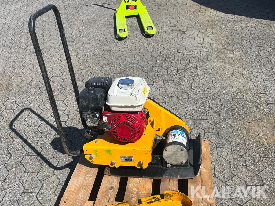 Pladevibrator Euro shatal PC 1113