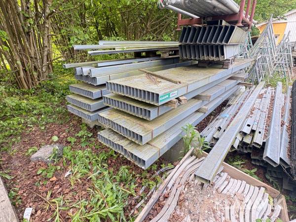 Galvaniseret stolper 260 styk