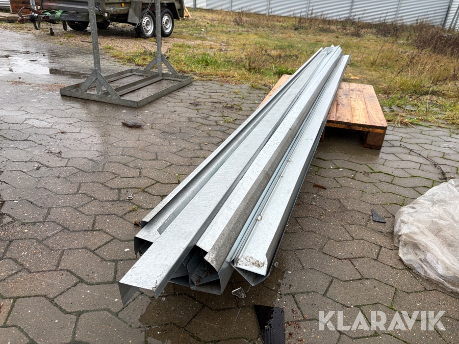 Afdækningsskinner til trapezplader 39 løbende meter