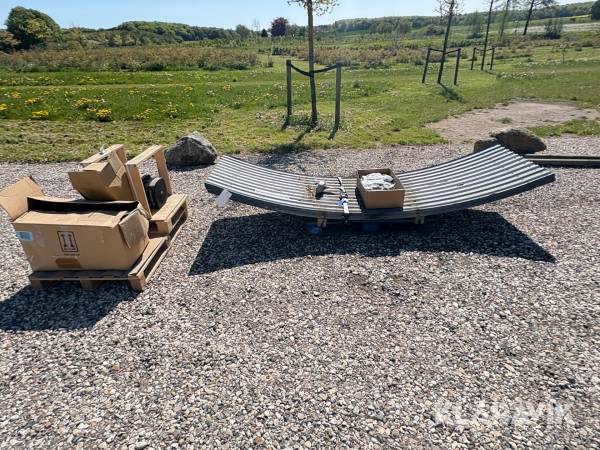 Vandsilo med pumpe og styring