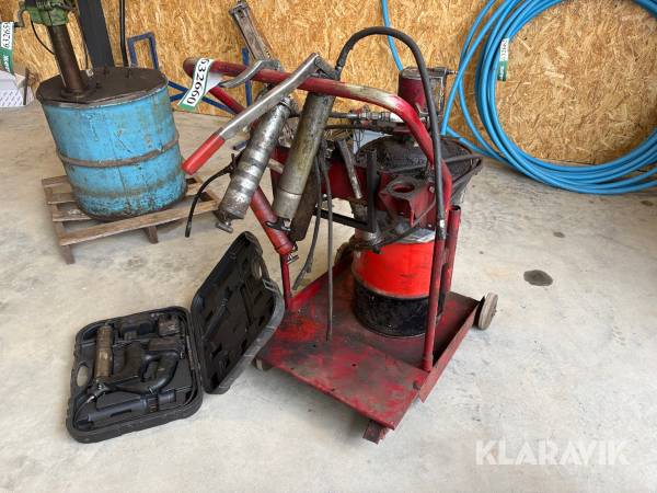 Fedtsprøjter 2 styk