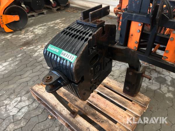 Vægtramme + klodser New Holland