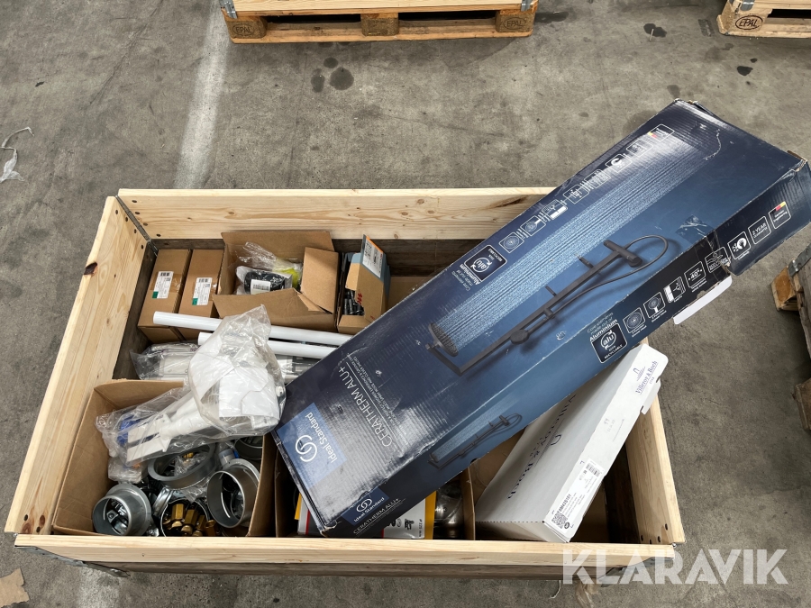 Lot - brusesystem, bolte, fittings og øvrigt