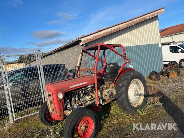 Traktor Massey-Ferguson 35