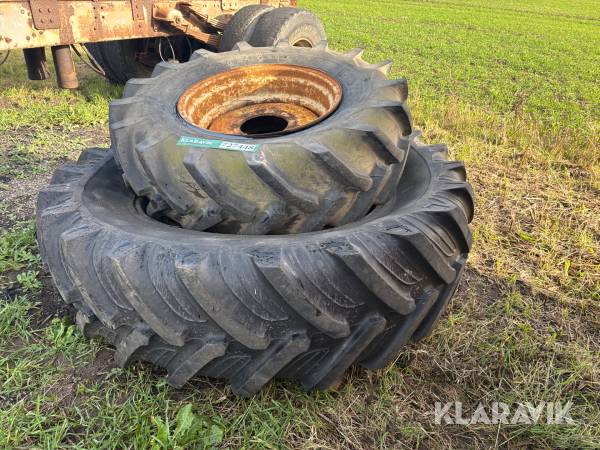 Dæk og hjul 14.9 R24 og 18.4 R38 2 styk