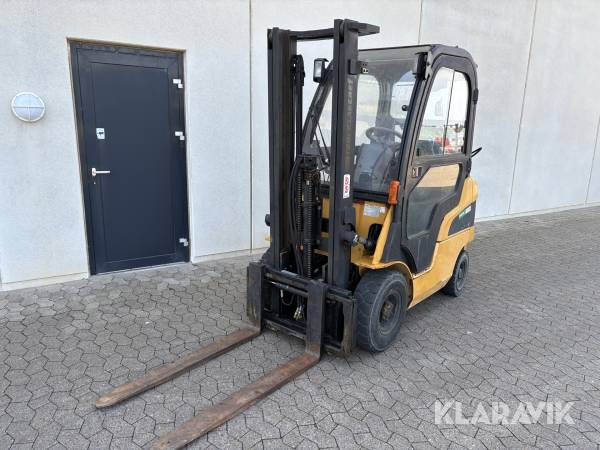 Truck CAT GP18N