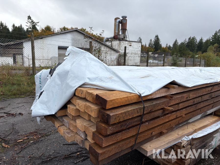 Reglar fyrtræ cirka 60 styk
