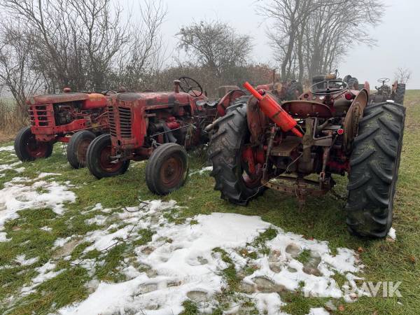 Veterantraktorer David Brown Bolinder-Munktell BM 425 og Bukh 3 styk