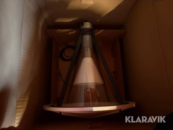 Parklampe med stander i original indpakning