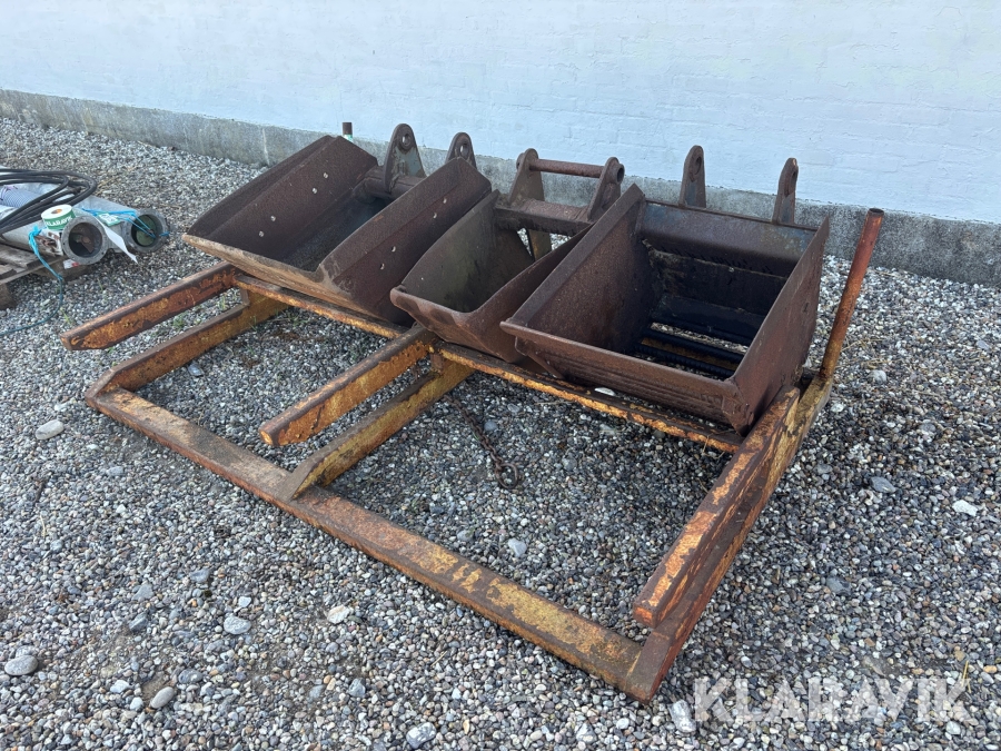 Skovle + stativ beco skifte / Hydrema