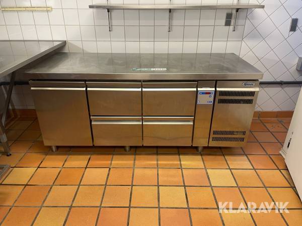 Kølebord Gram KB1807