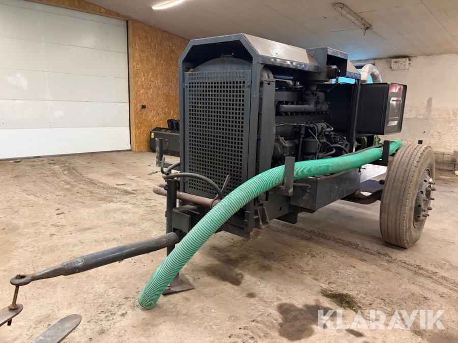 Dieselpumpe med Scania motor