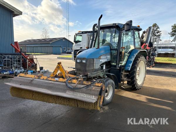 Traktor New Holland TS90 2 WD
