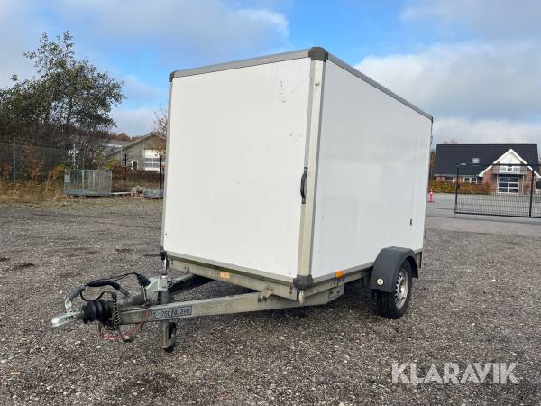 Lukket trailer Variant B715C2