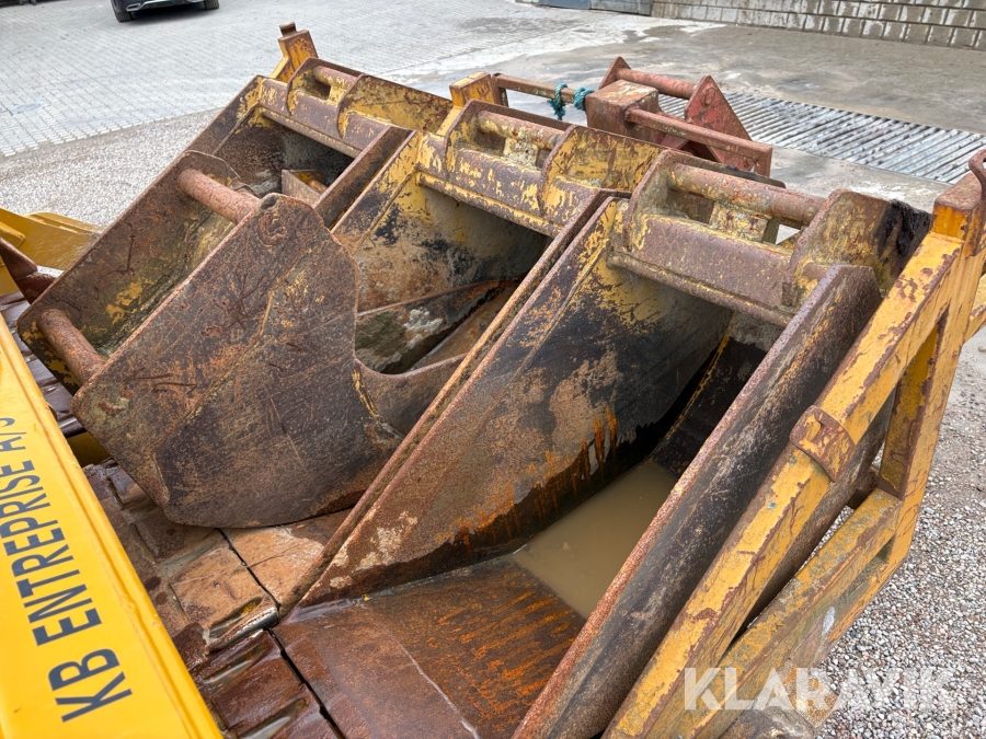 Rendegraver Hydrema 906G