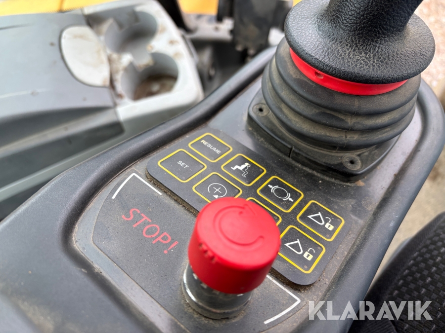 Rendegraver Hydrema 906G