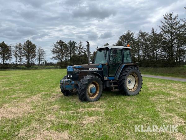 Traktor FORD 8340