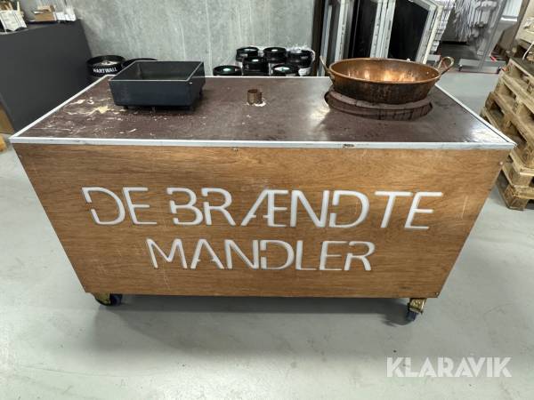 Brændte Mandler Serveringsbord