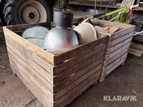 Industri lamper Ridehus lamper