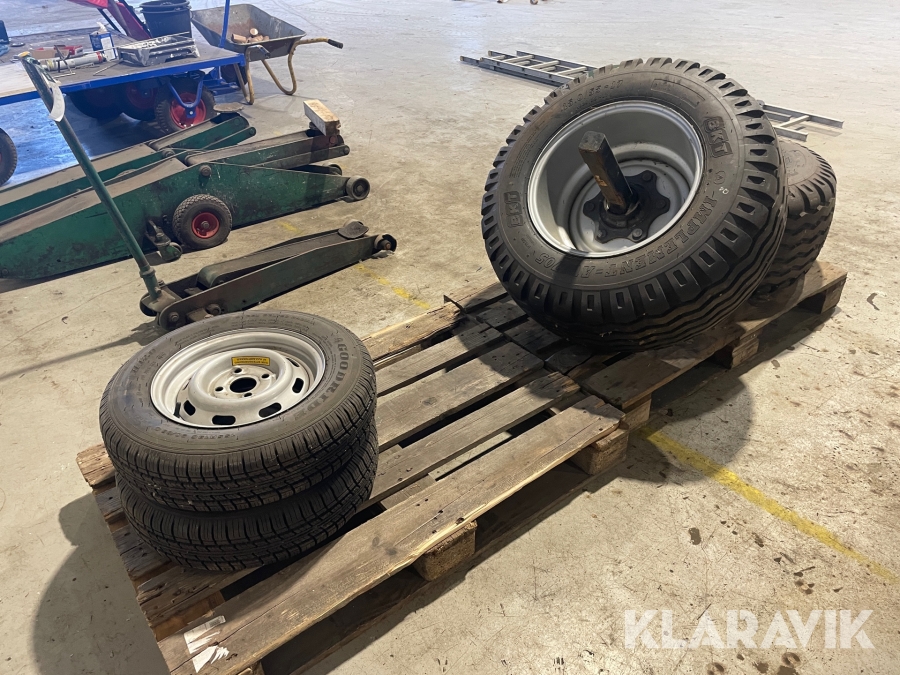 Dæk med fælg BKT 15.0/55-17 4 styk BKT 15.0/55-17