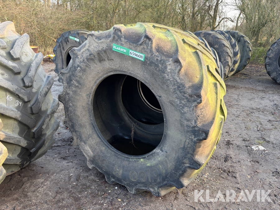 Landbrugsdæk Continental / Firestone 600/70R30 + 3 styk