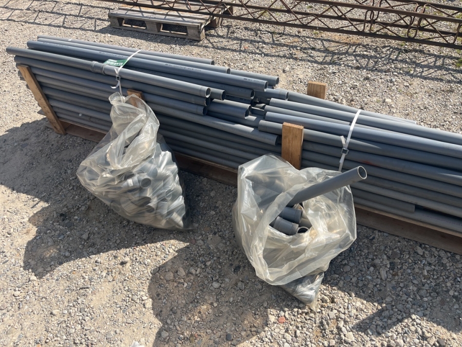 PVC rør med fittings