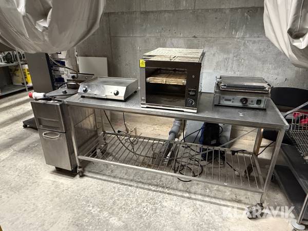 Grill- og fastfoodstation komplet med friture, stegeplade, rullebrødrister, kontaktgrill og rustfrit arbejdsbord