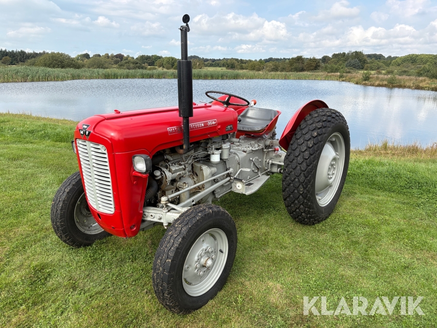 Veterantraktor Massey Ferguson 35X 3-cylindret diesel