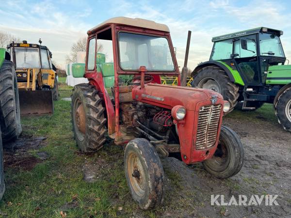 Traktor Massey-Ferguson 35