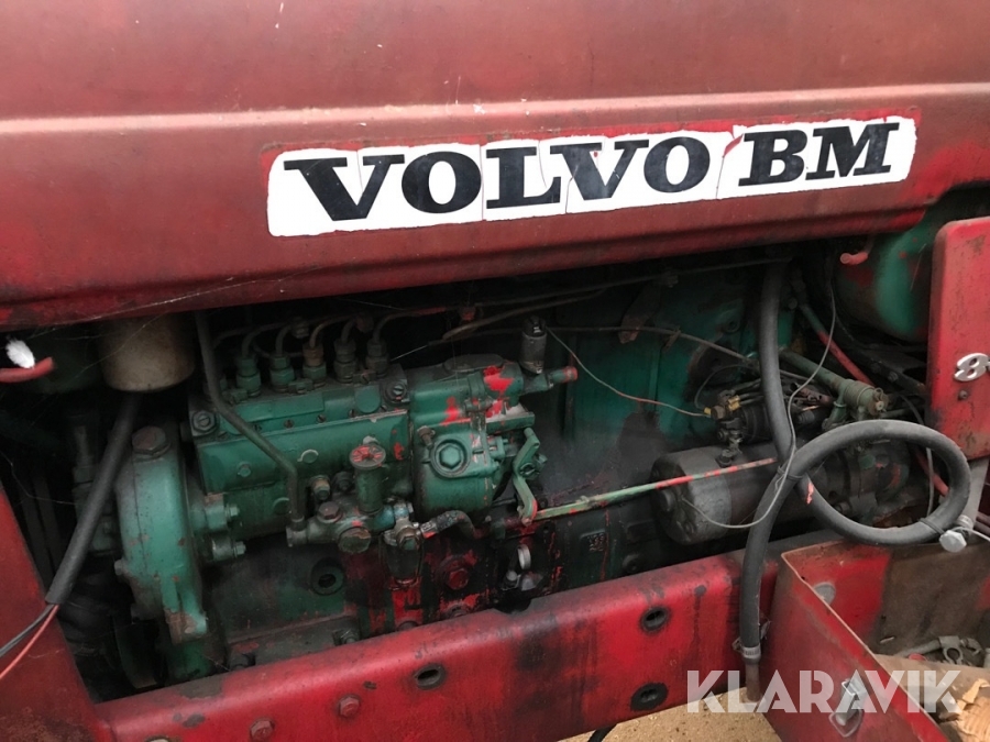 Traktor Volvo 800