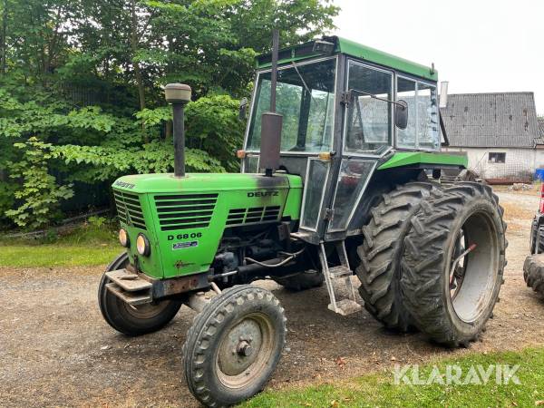 Veterantraktor Deutz D6806 med tvillingehjul