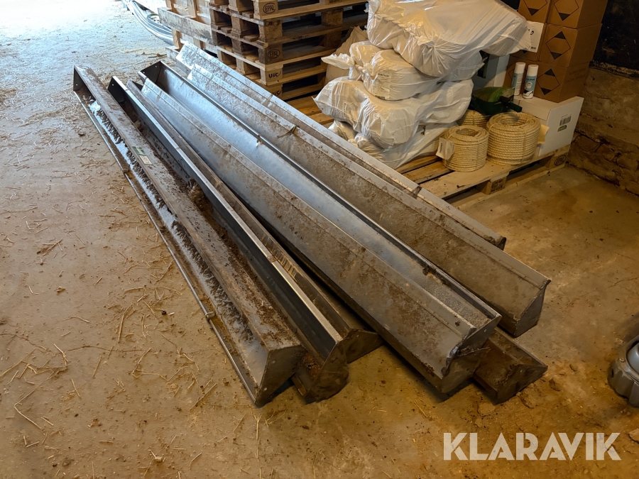 Foderkasser Rustfri 8 styk