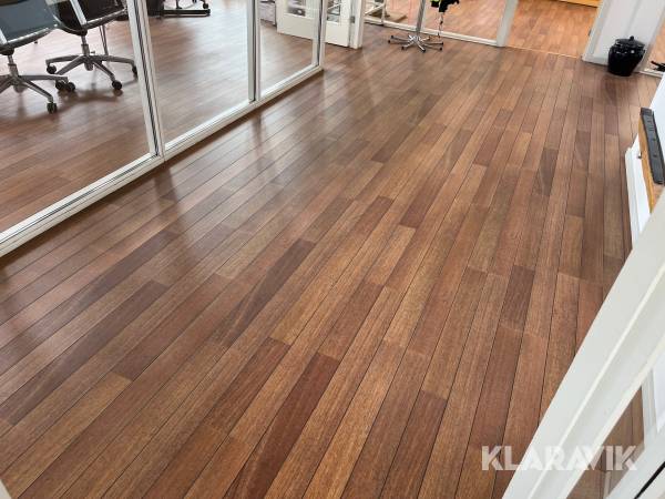 Laminat gulv 120+ m2