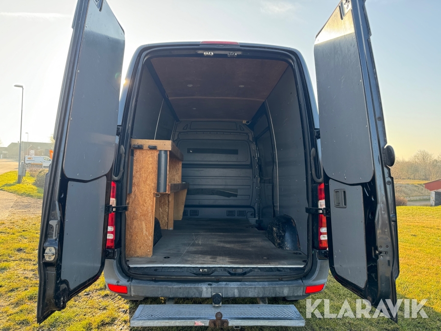 Varevogn Mercedes-Benz Sprinter 319 CDI