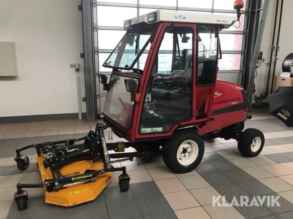 Redskabsbærer Toro Groundmaster 228D med klipper og kost